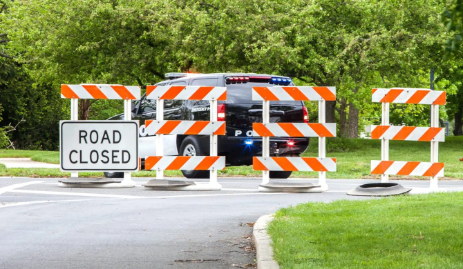 Road-Closed-Image-1920x1281.jpg