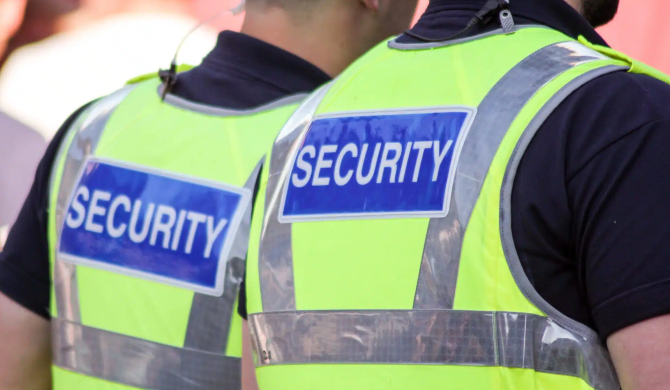 Security-Guards_Two_Back_1060535240-2-1920x1280.jpg