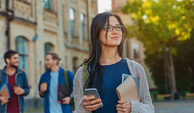 shutterstock_2497145293-scaled-e1743018432557-2048x1030